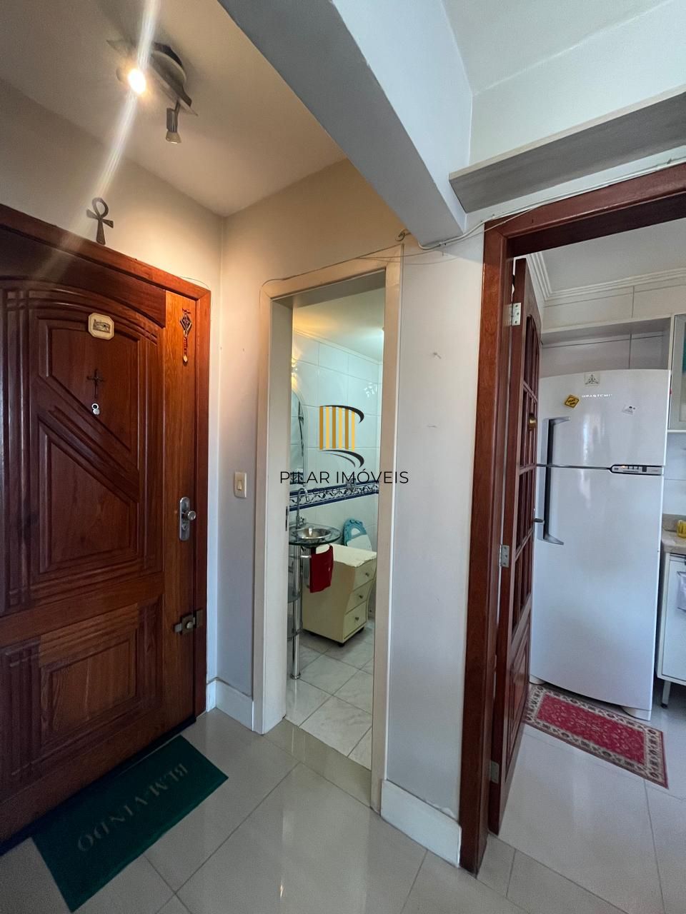 Apartamento  REFORMADO e MOBILIADO em ótima localização!!!