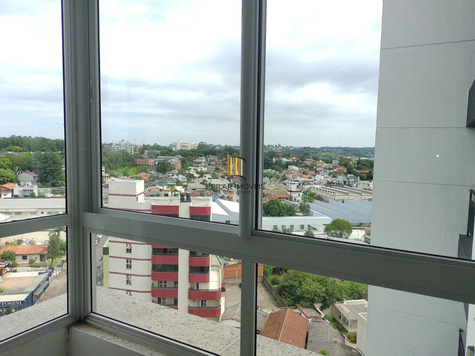 Apartamento 2 dormitórios no bairro Centro
