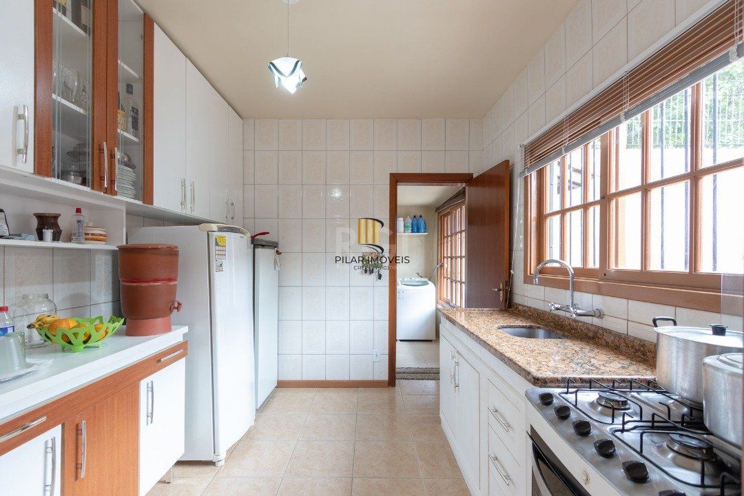 Casa para Venda - 192.18m², 3 dormitórios, sendo 1 suites, 2 vagas - Cristal