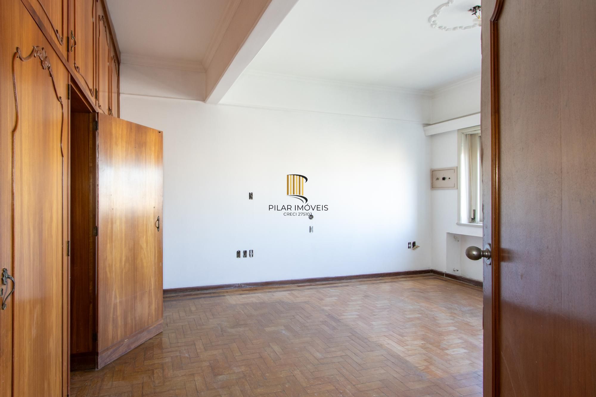Apartamento para Venda - 238m², 3 dormitórios, sendo 1 suites, 1 vaga - Floresta