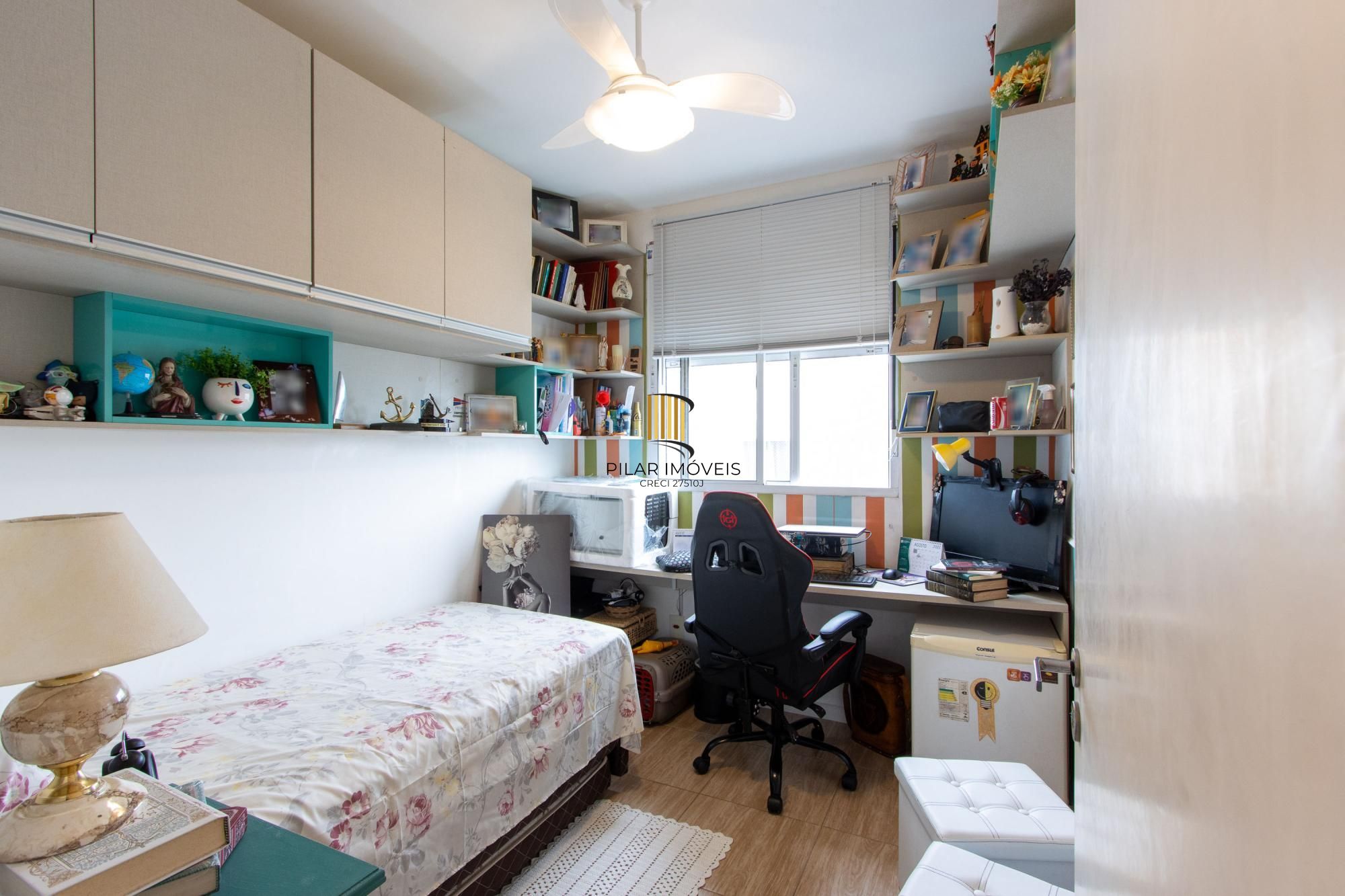Excelente apartamento de 2 dormitórios na Tristeza- Zona Sul