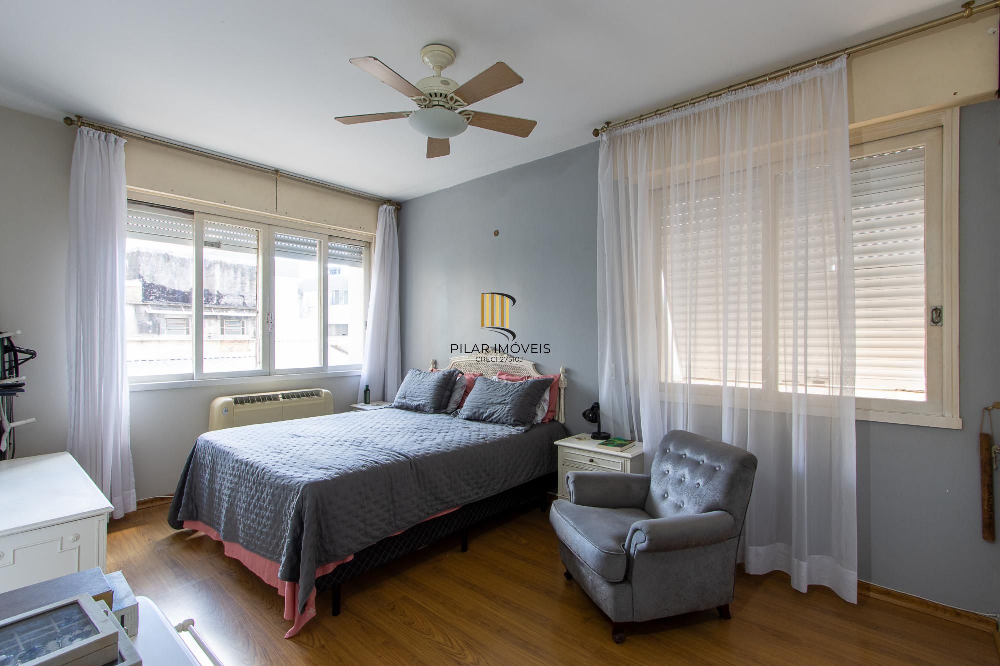 Apartamento 3 dormitorios com 168,65m2 privativos e uma vaga..