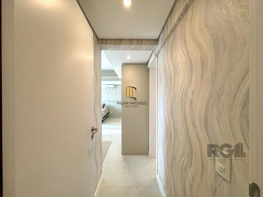 Apartamento para Venda - 138.33m², 3 dormitórios, sendo 1 suites, 3 vagas - Centro