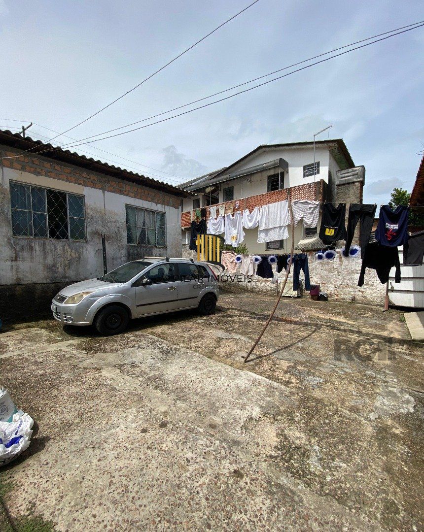 Casa 2 dormitórios no bairro Campo Novo