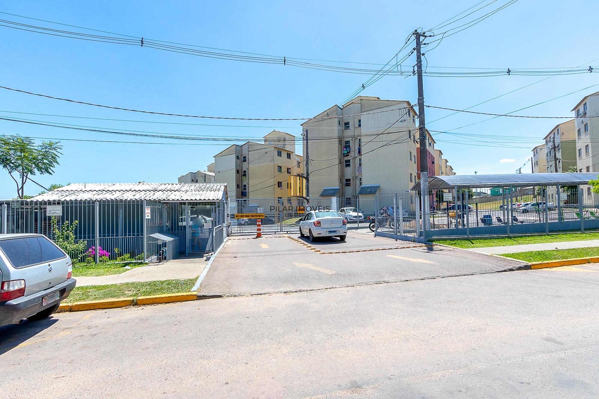 Apartamento de 2 dormitórios com vaga rotativa no bairro Vila Nova Porto Alegre