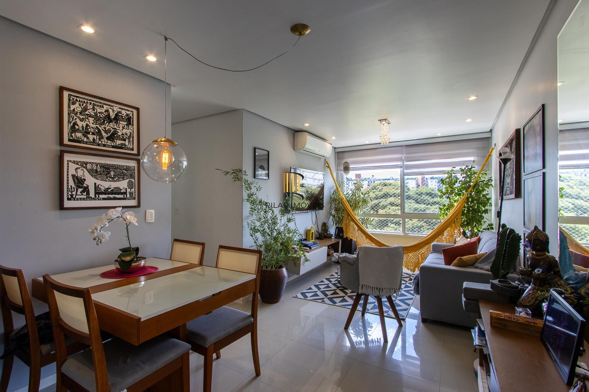 Apartamento MOBILIADO à venda - 2 dormitórios, suíte - Vista  perene