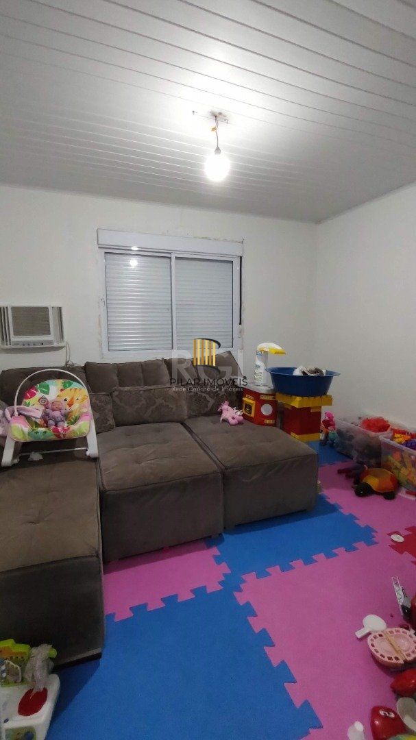 Sitio à venda no Lami, com 2 casas térreas, com 4 quartos cada uma
