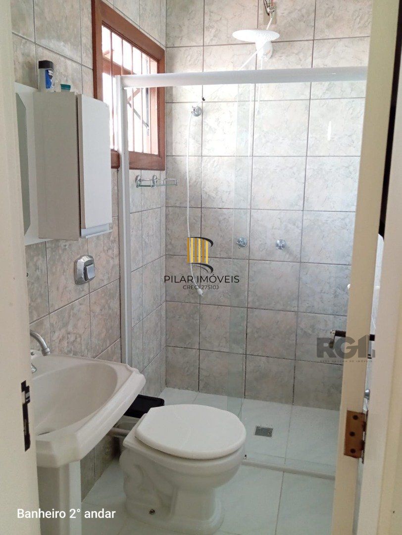 Casa de Condomínio 3 dormitórios no bairro Cristal