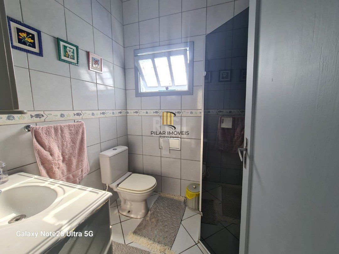 Casa 3 dormitórios no bairro Nonoai