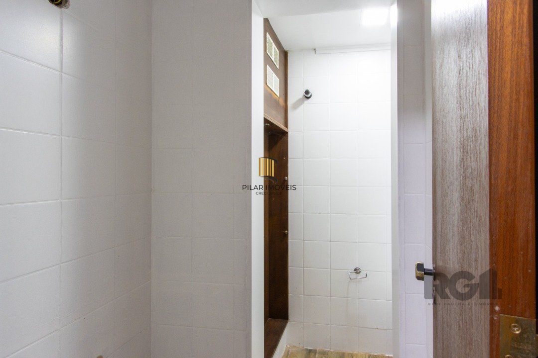 Casa 3 dormitórios no bairro Ipanema