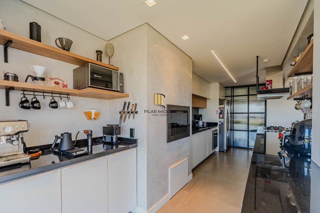 **Apartamento Garden com 3 dormitórios sendo 1 suíte à Venda - Bairro Cristal, Porto Alegre**