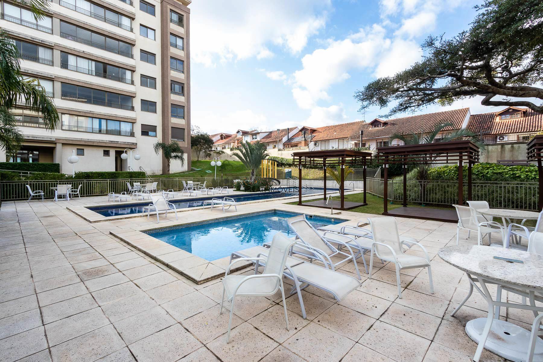 Apartamento totalmente reformado e impecável para locação - 3 quartos sendo uma suíte - Bairro Cavalhada