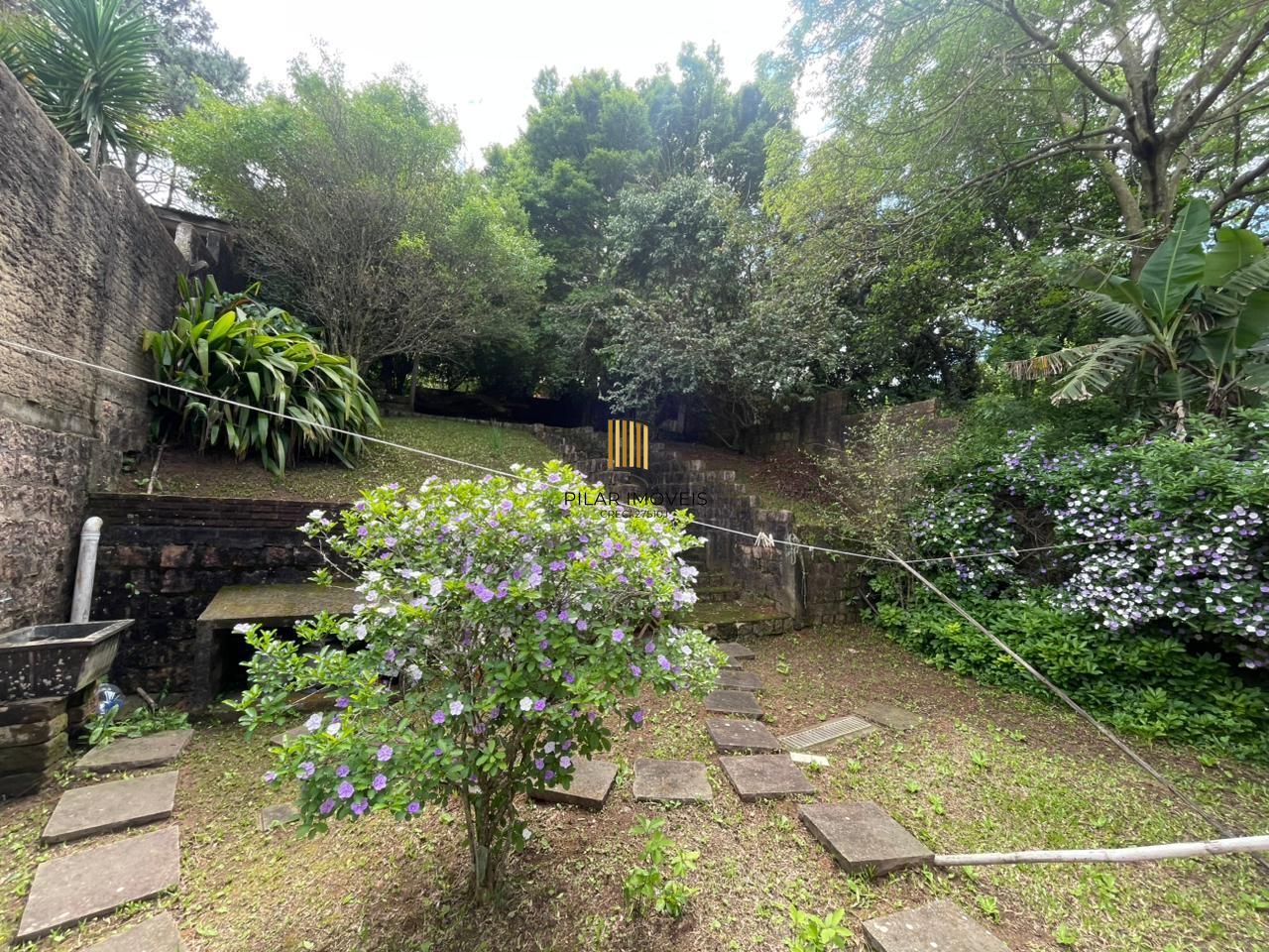 Casa à venda em Belém Novo – Vista deslumbrante para o Guaíba!