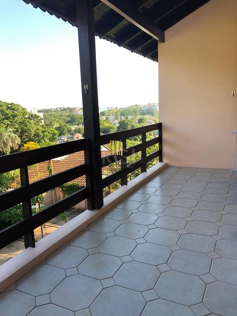 Casa de Condomínio 4 dormitórios no bairro Cavalhada