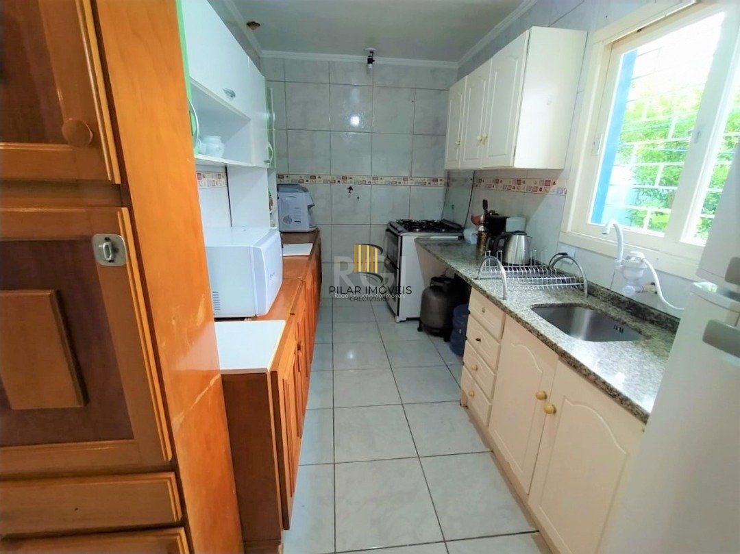 Casa para Venda - 150m², 4 dormitórios, sendo 3 suites, 2 vagas - Jardim Verde