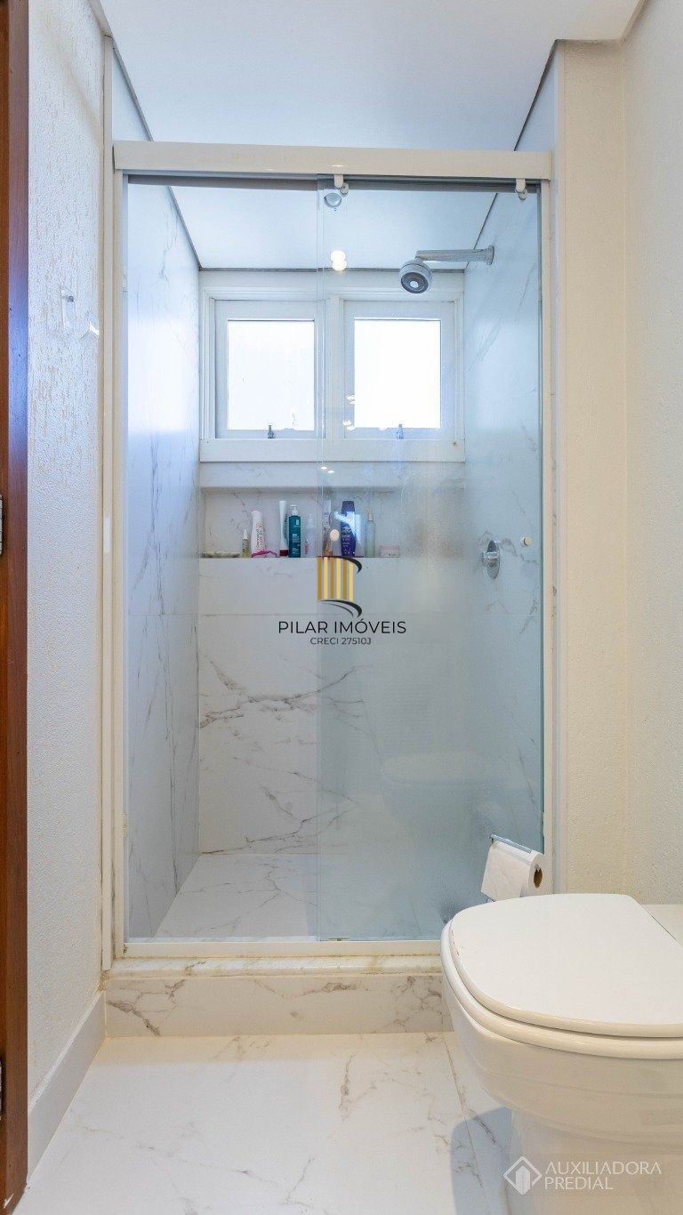 Apartamento193m² privativos,  3 dormitórios (2 suítes),  3 vagas