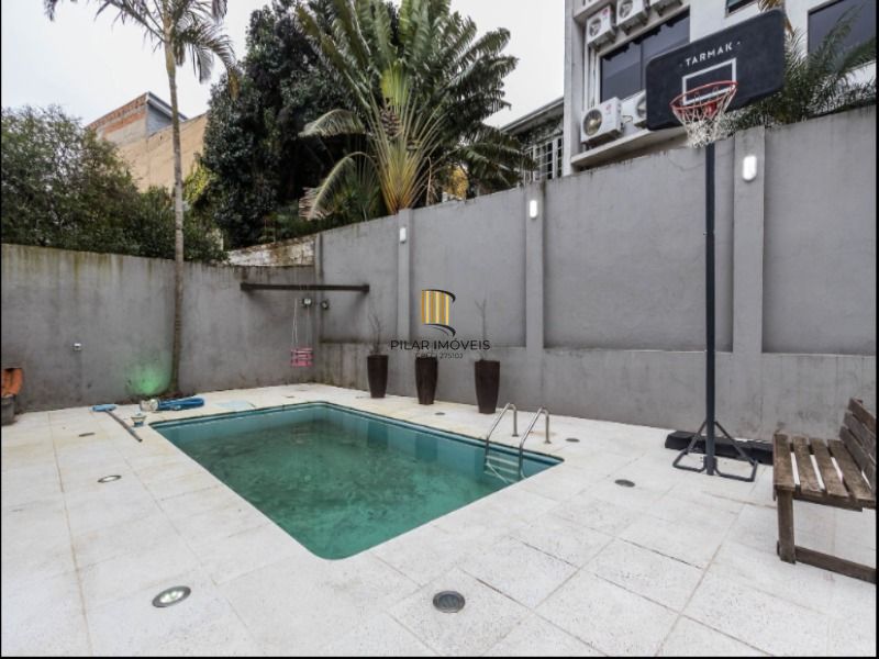 Casa com ótima localização proximo ao shopping IGUATEMI