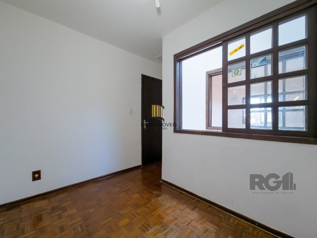 Casa 3 dormitórios no bairro Ipanema