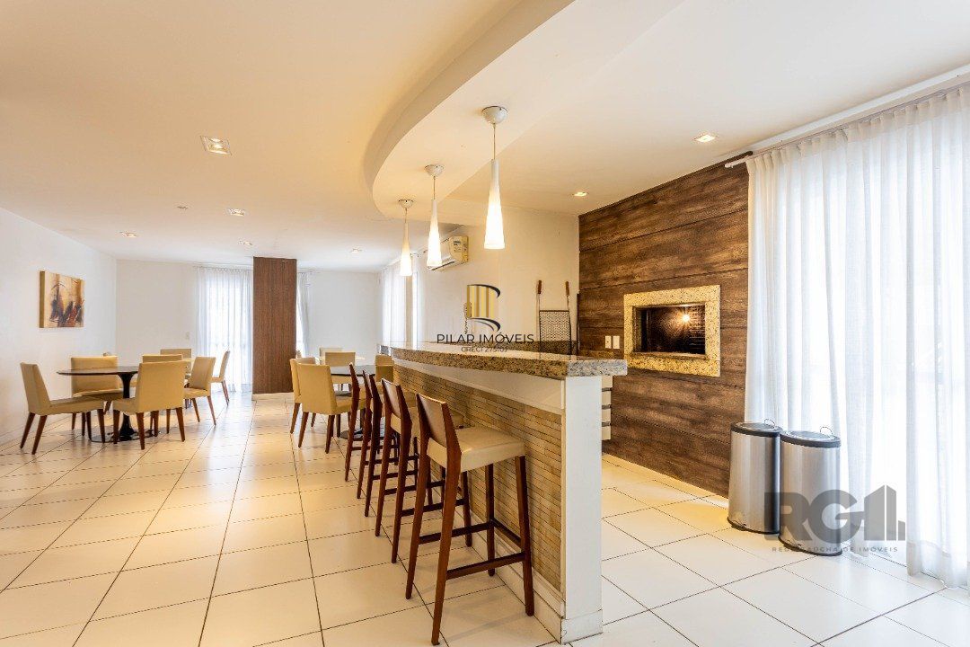 Apartamento 2 dormitórios no bairro Passo da Areia