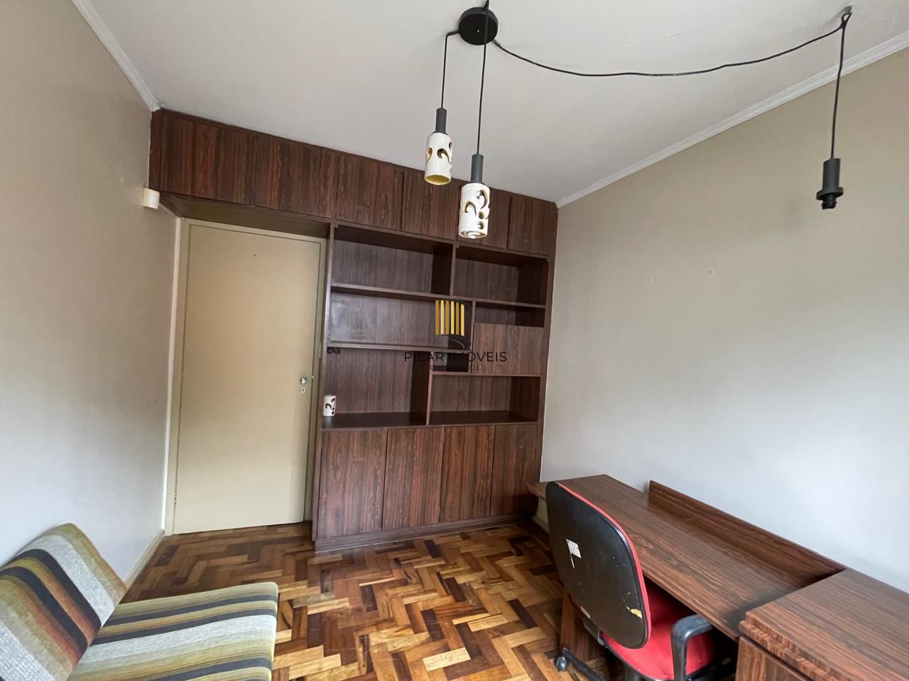 Casa 03 dormitórios,  287m² privativos Bairro Santa Tereza!