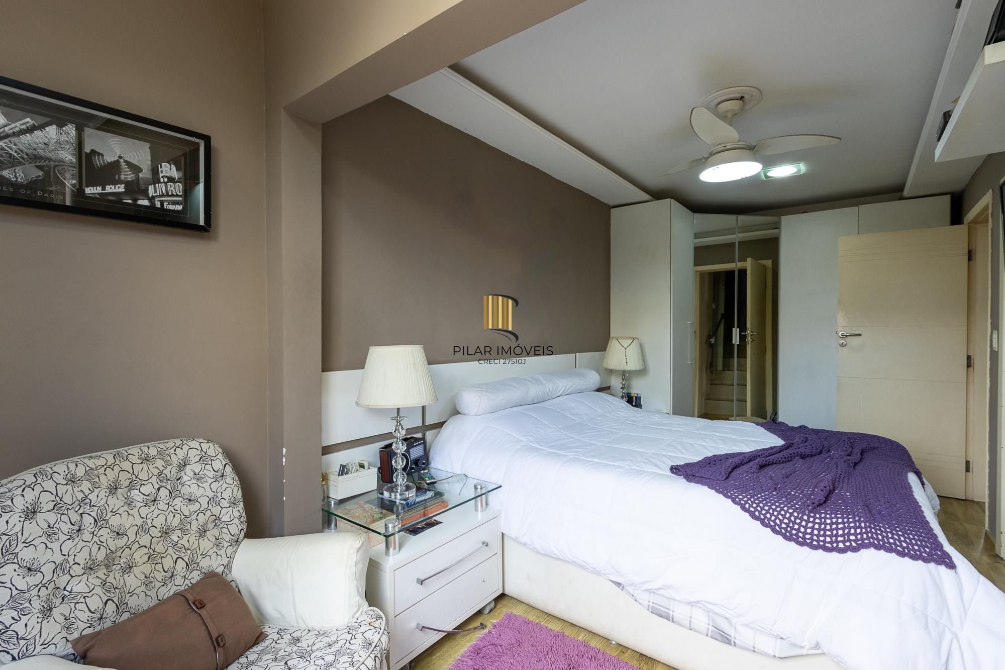 Casa 3 dormitórios no bairro Cristal