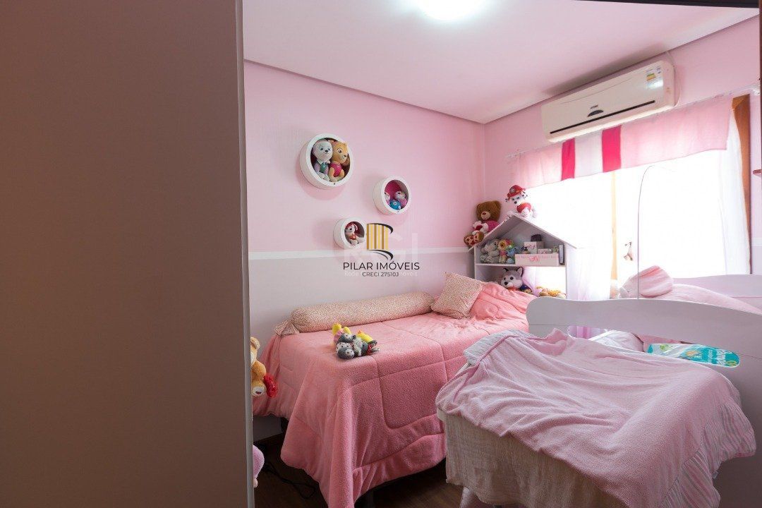 Casa para Venda - 130m², 2 dormitórios, 2 vagas - Hípica