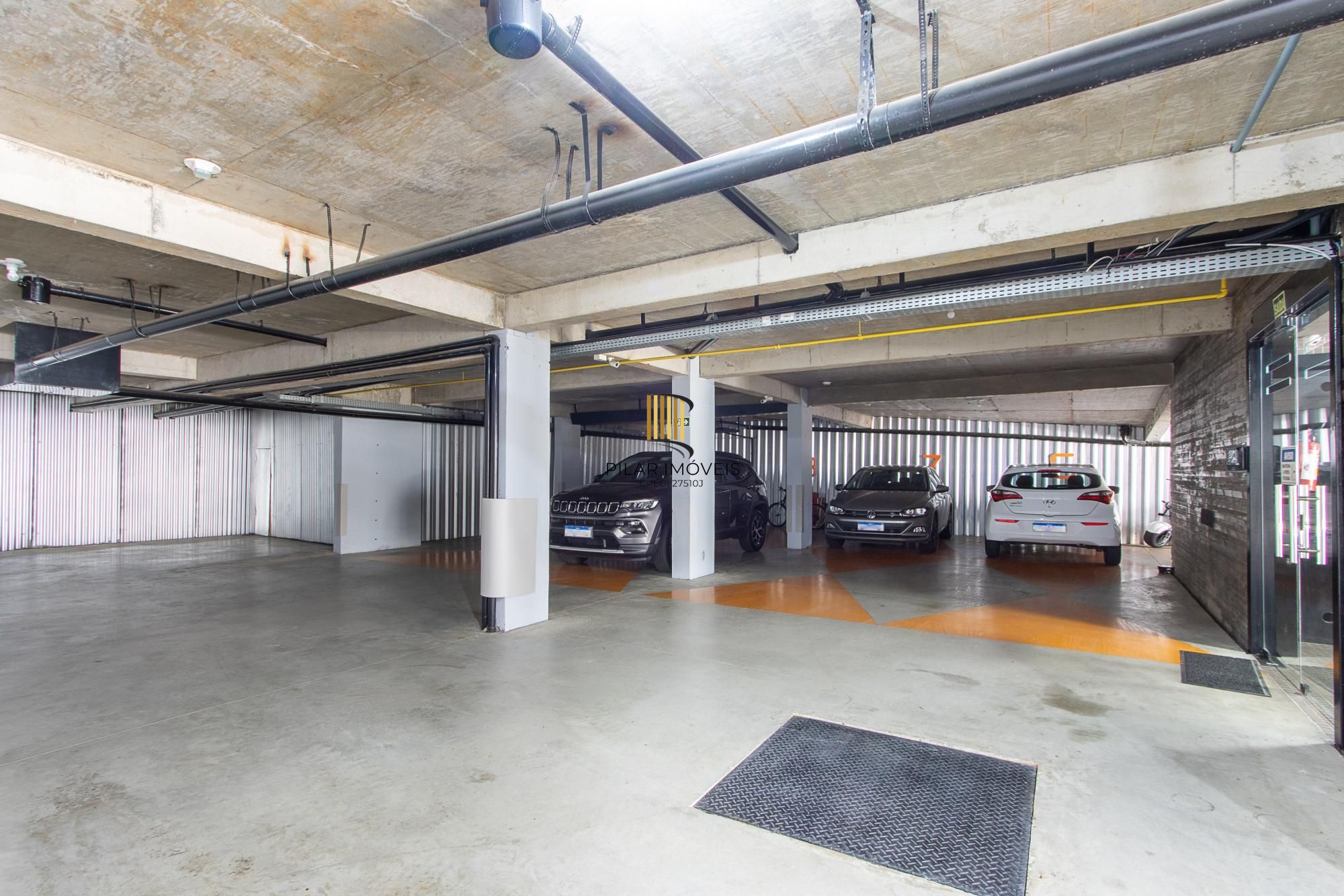 Apartamento 2 dormitórios no bairro Passo da Areia