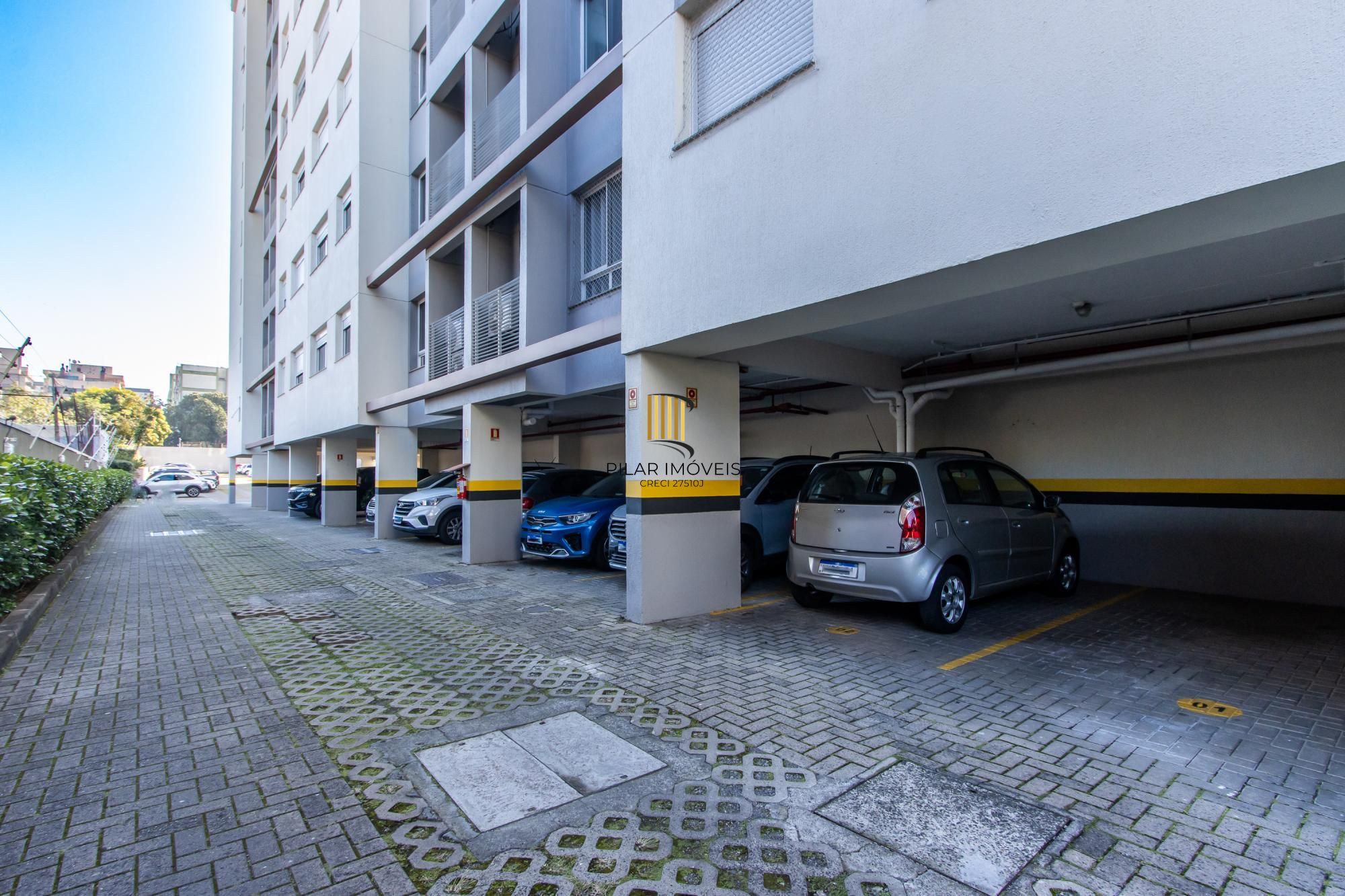 Apartamento com 2 dormitórios, sendo 1 suíte, e sala ampla com ambientes integrados - Condomínio Residencial Sucre