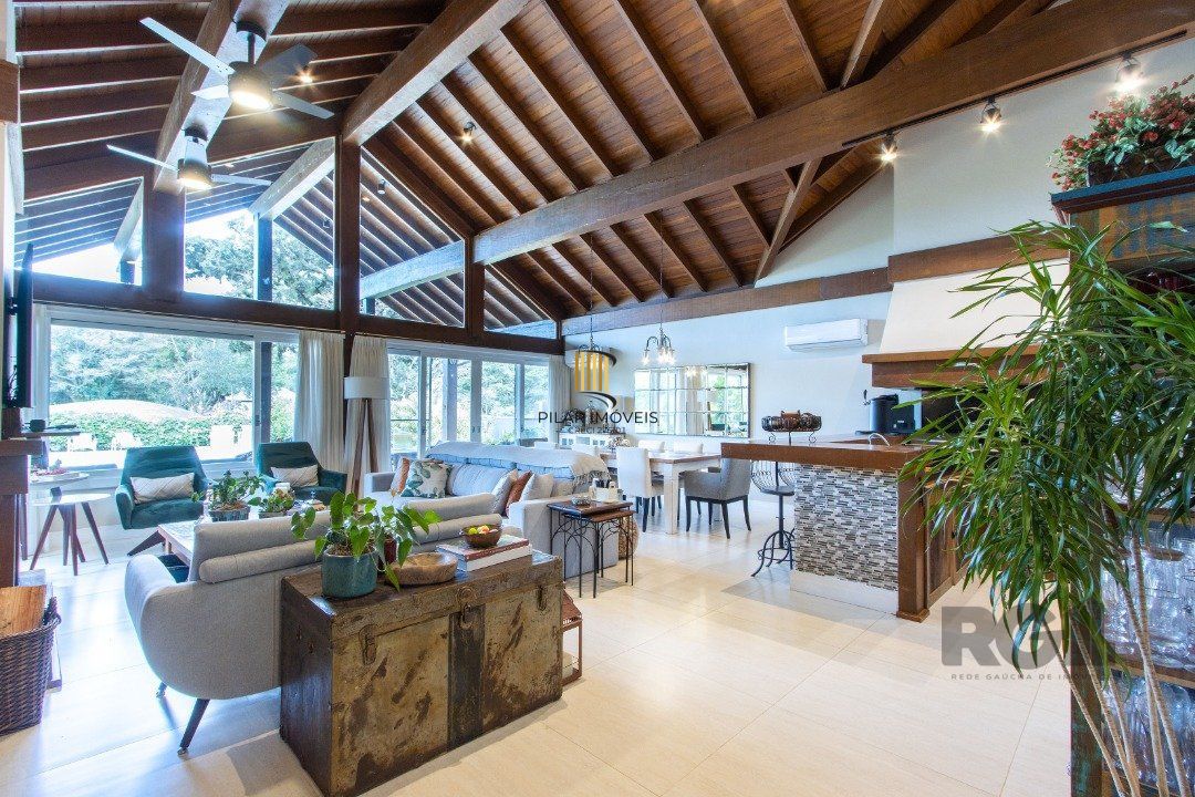 Casa Terra Ville, com 3 suites
