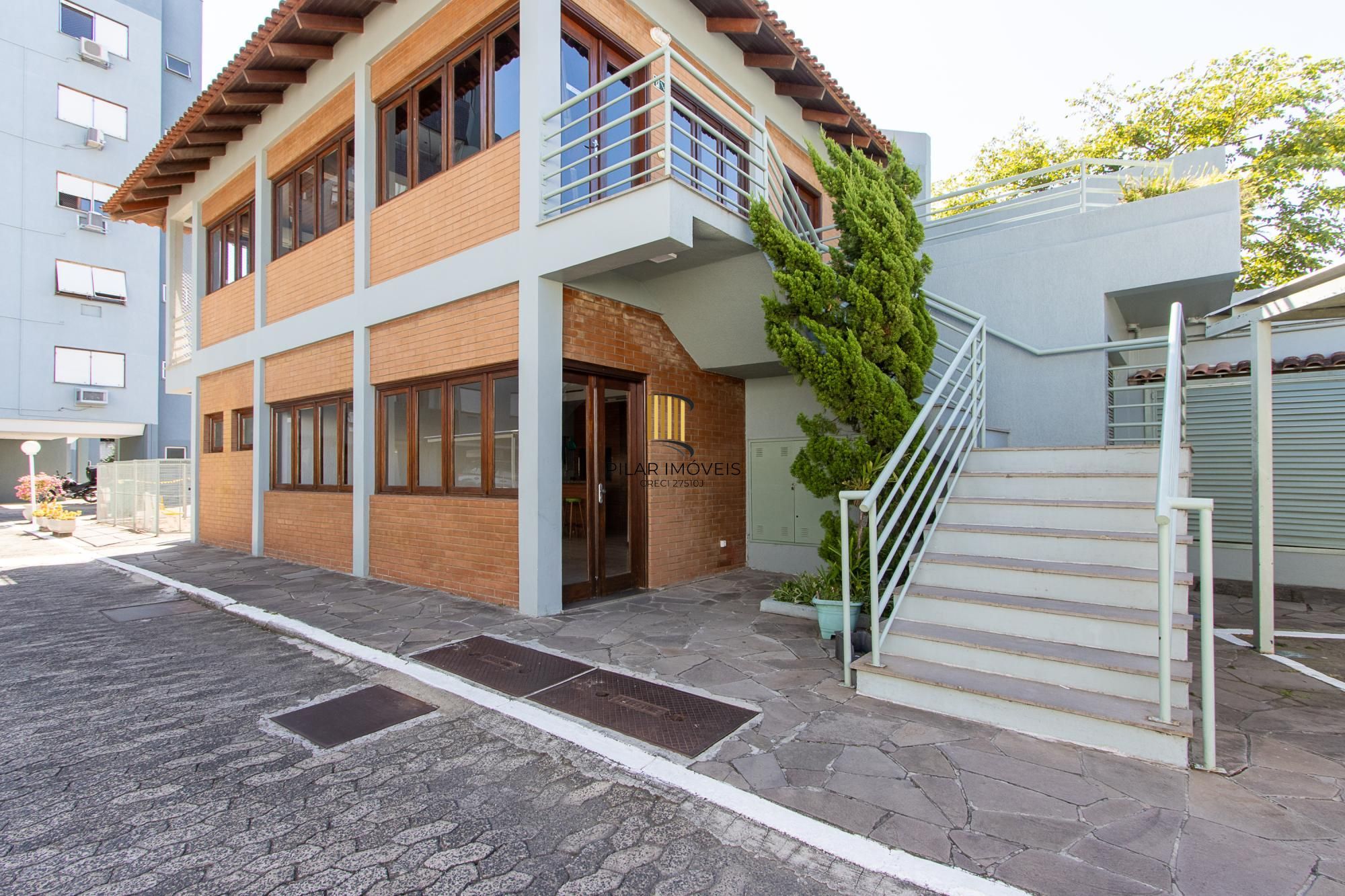 Cobertura 2 dormitórios - Bairro Camaquã