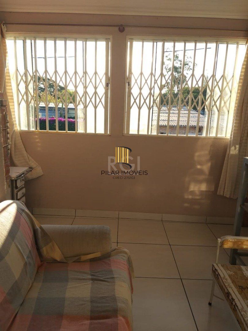 Casa para Venda - 90m², 4 dormitórios, 2 vagas - Restinga Nova