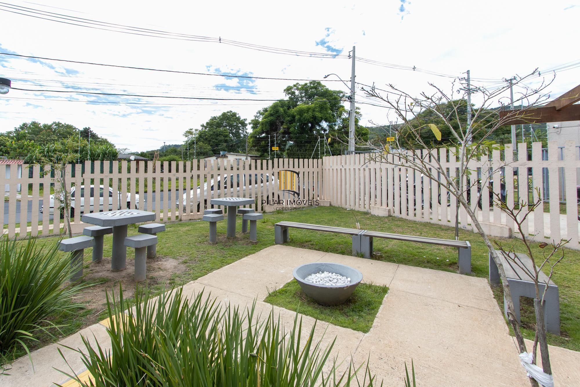 Apartamento 2 dormitórios no bairro Vila Nova