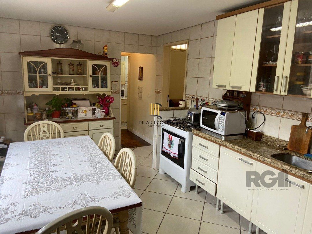 Casa 3 dormitórios no bairro Vila São José