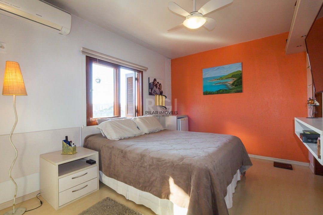 Casa Condominio para Venda - 191m², 3 dormitórios, sendo 1 suites, 2 vagas - Tristeza