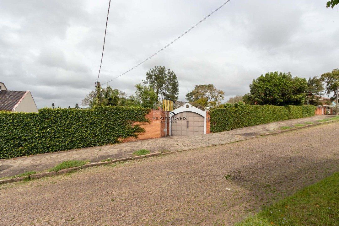 Casa para Venda - 800m², 3 dormitórios, sendo 3 suites, 4 vagas - Vila Assunção
