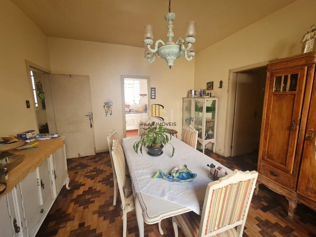 Casa para Venda - 234m², 4 dormitórios, sendo 1 suites, Vila Assunção