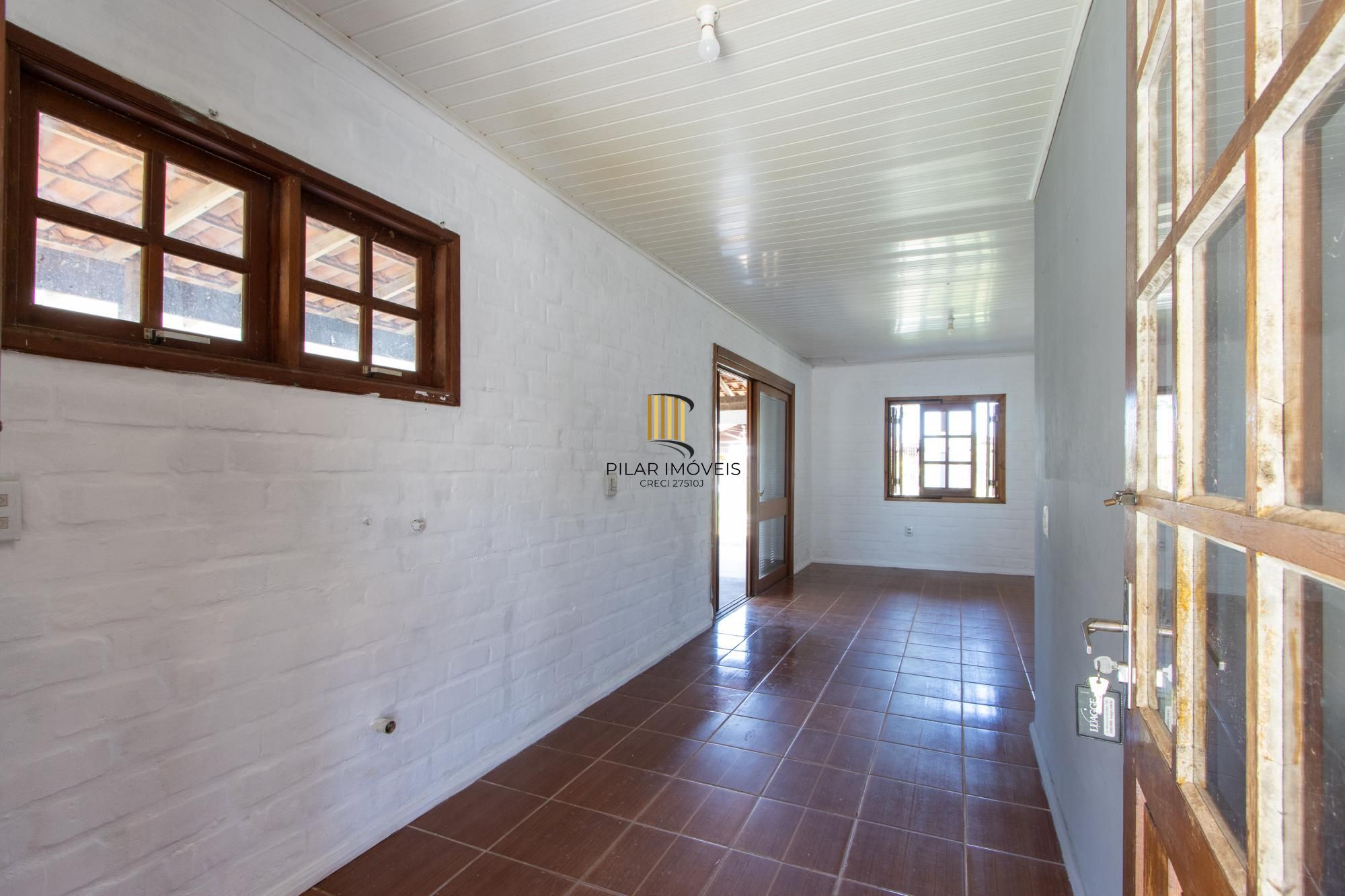 Casa 2 dormitórios no bairro Ponta Grossa