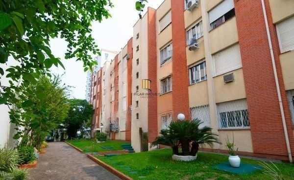 Apartamento 2 dormitórios no bairro Menino Deus