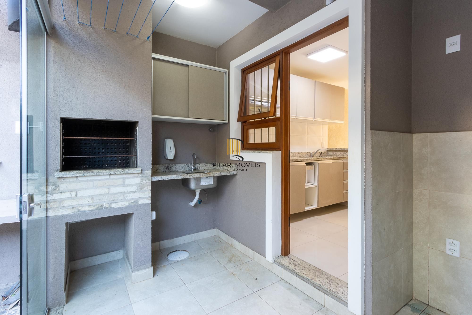 Casa para Venda - 135.78m², 3 dormitórios, sendo 3 suites, 1 vaga - Guarujá