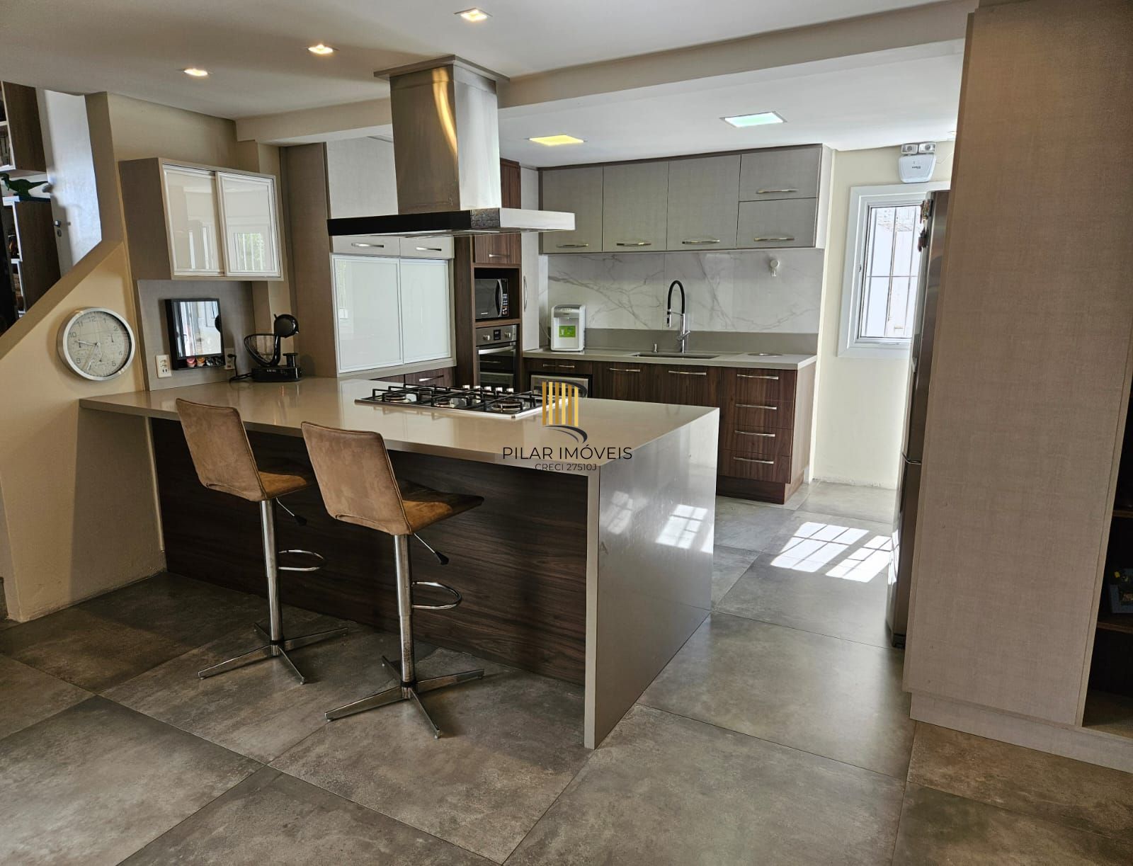 Casa em Condomínio, 03 dormitórios 04 Vagas, 229m²  na Tristeza, Porto Alegre, RS!!