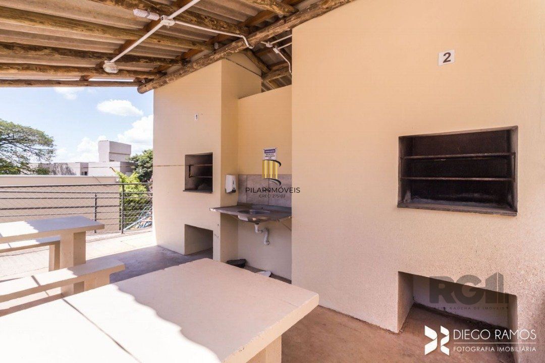 Apartamento 2 dormitórios vaga rotativa bairro Glória Porto Alegre