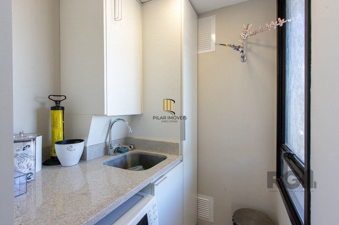 Apartamento 2 dormitórios no bairro Jardim Carvalho