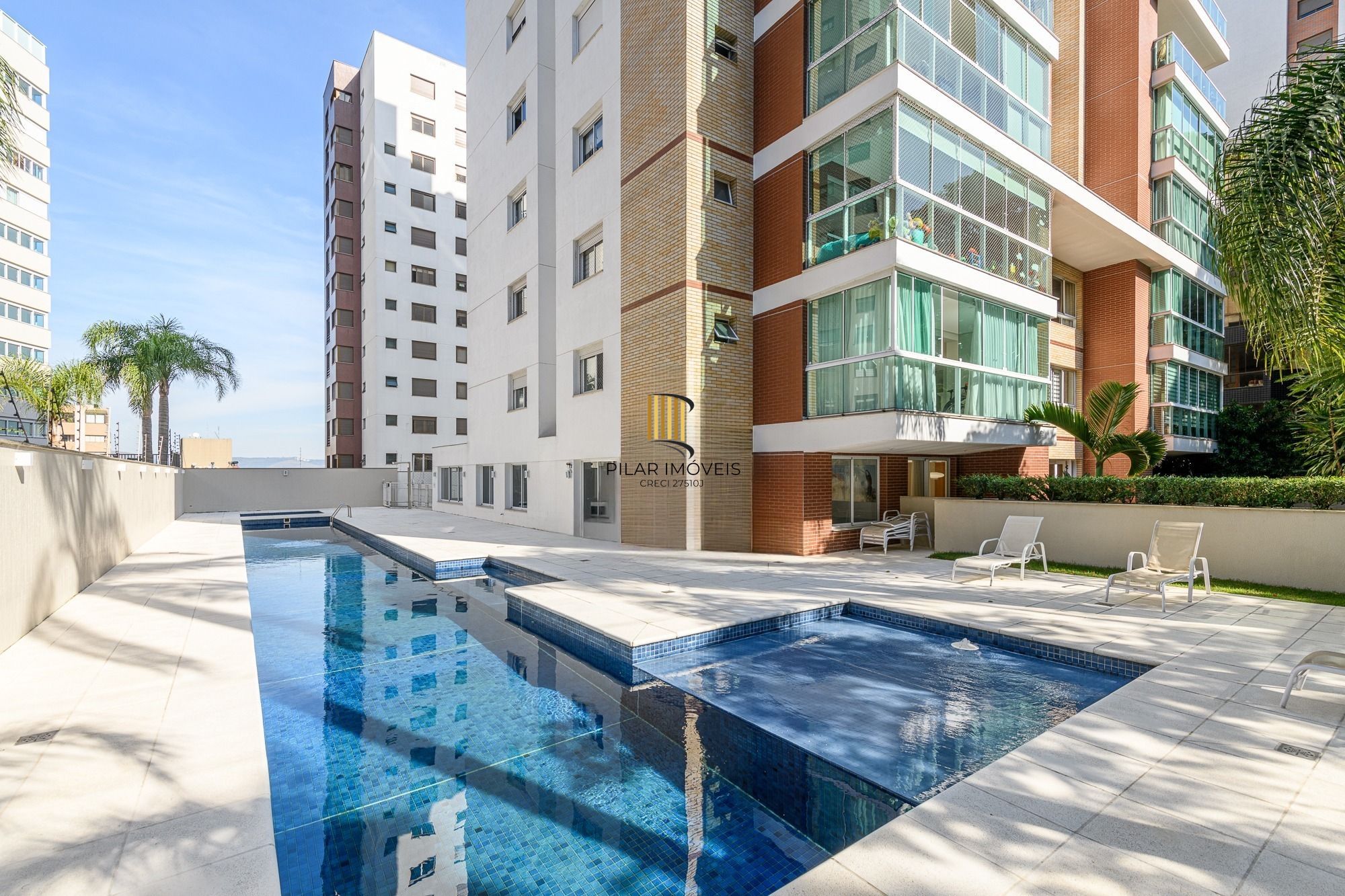 Apartamento 3 dormitórios, sendo 3 suítes e 3 vagas