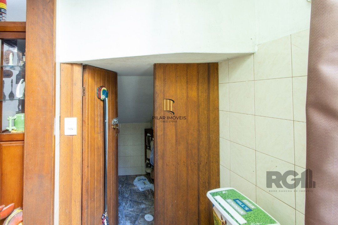 Casa de Condomínio 4 dormitórios no bairro Hípica