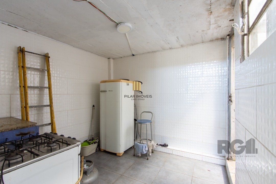 Prédio Comercial | 220m2 Privativos | Salão de Festas | Bairro Vila Nova