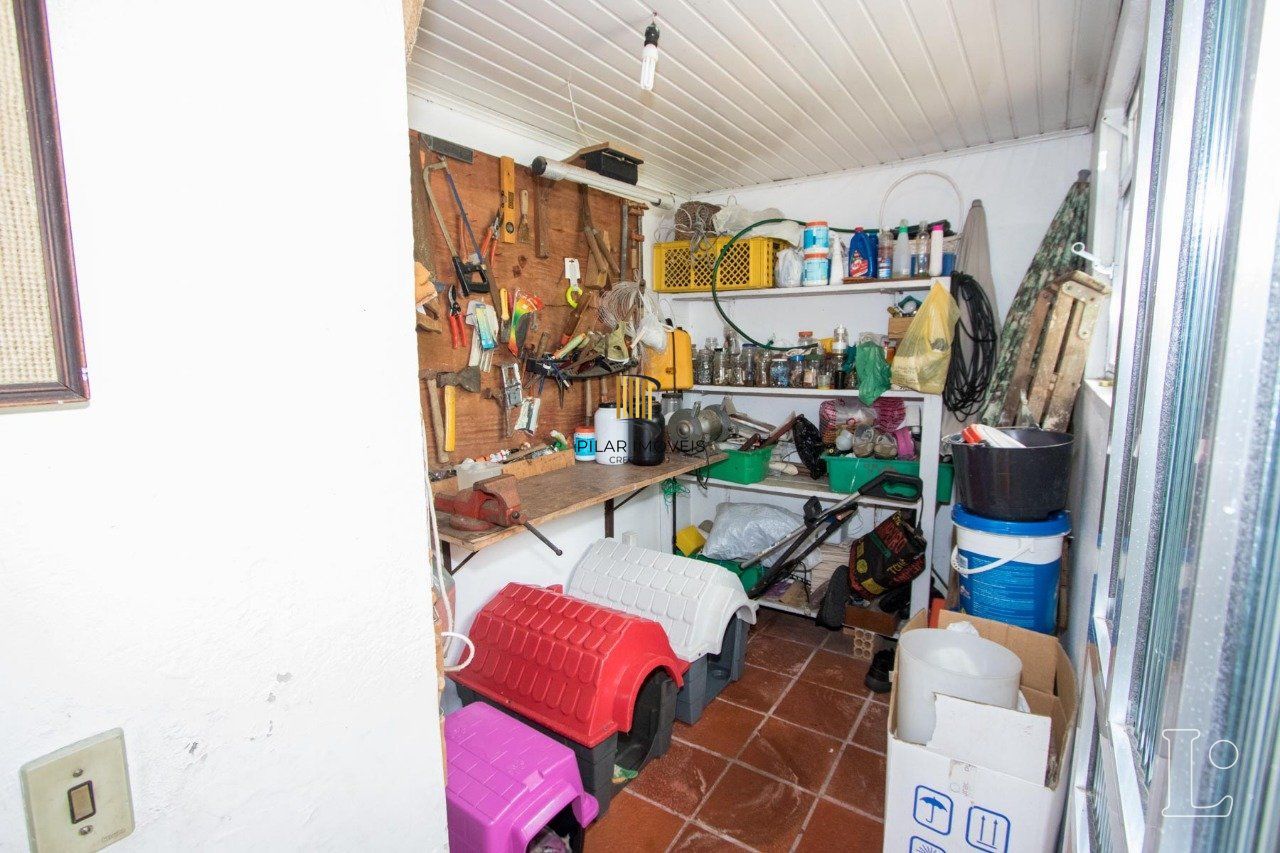 Casa para Venda - 416.89m², 4 dormitórios, sendo 1 suites, 5 vagas - Tristeza