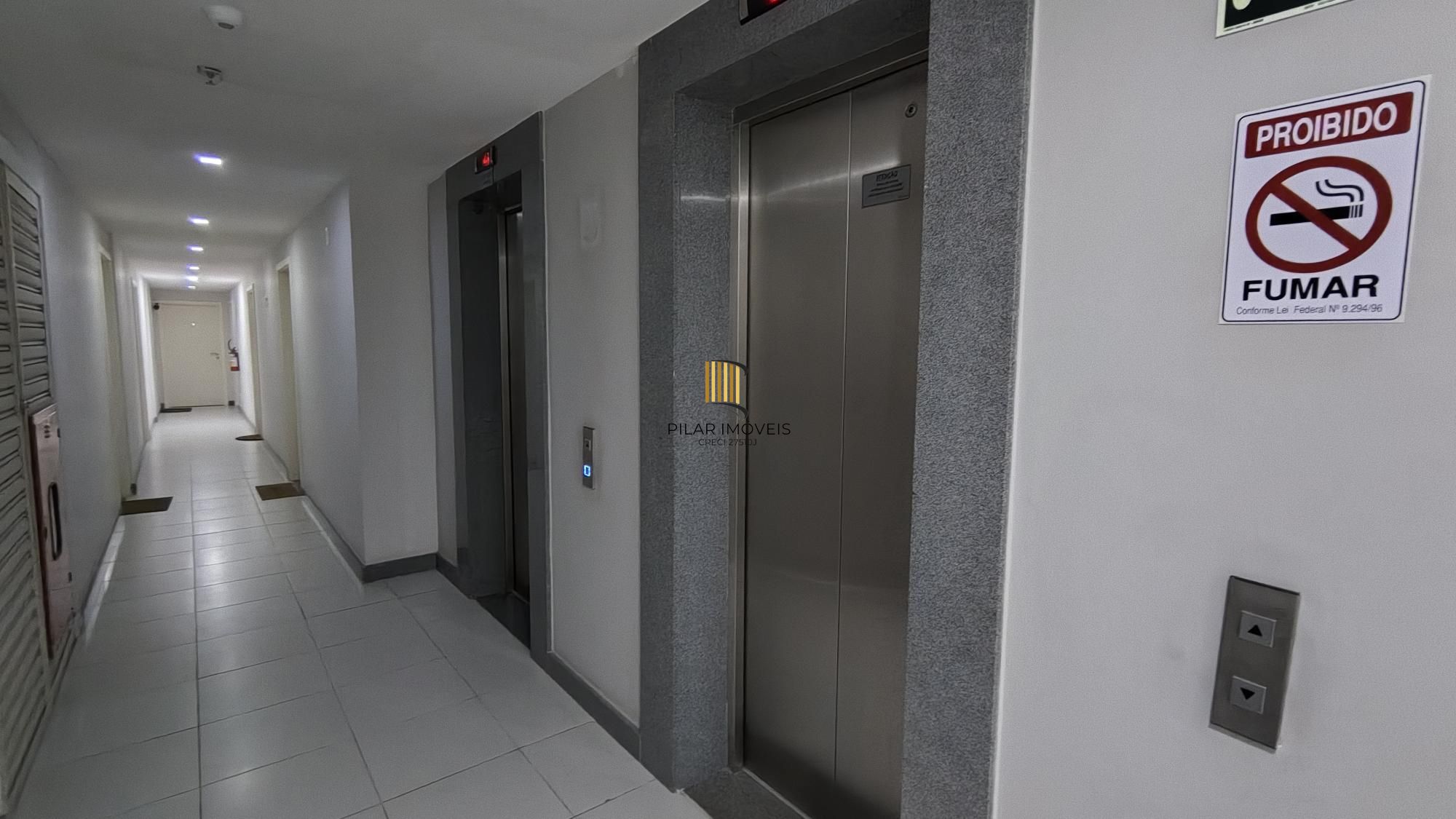 Sala Comercial 1 dormitório no bairro Centro