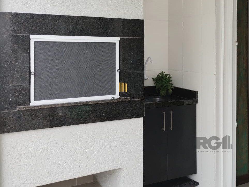 Casa para Venda - 178.4m², 3 dormitórios, sendo 1 suites, 2 vagas - Hípica