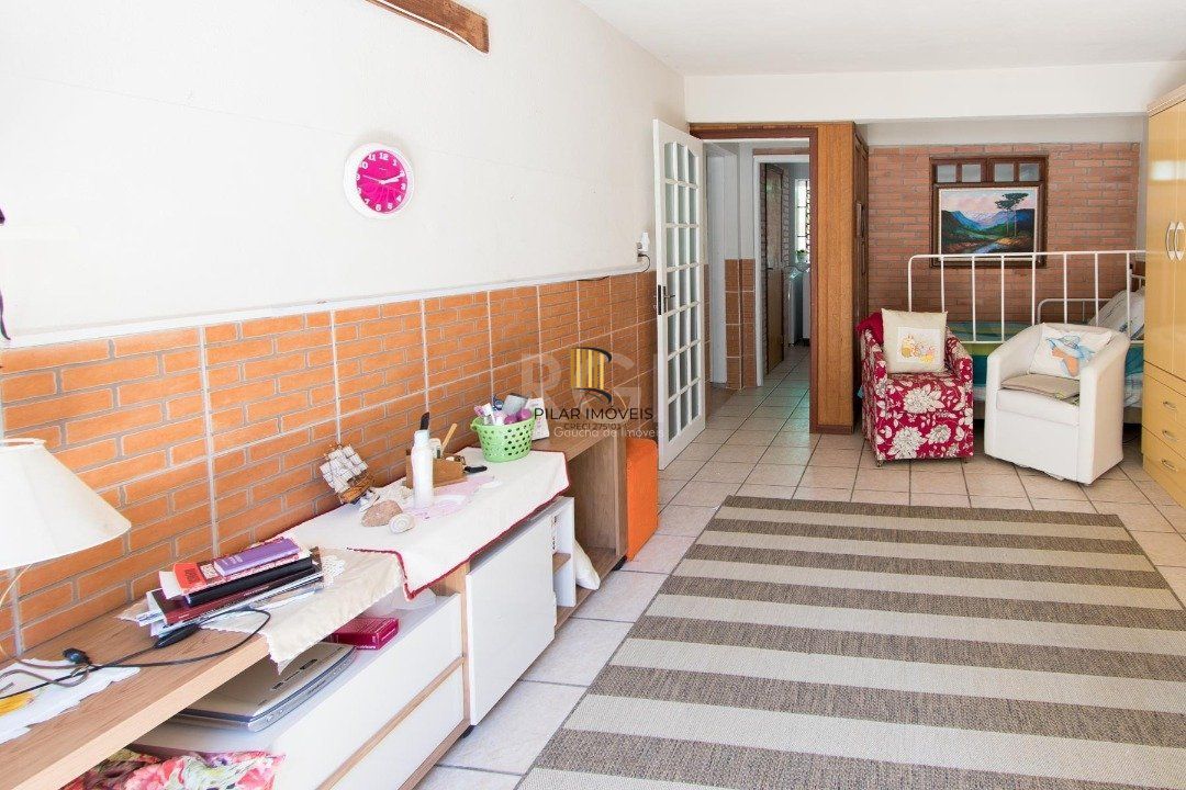 Casa para Venda - 211m², 3 dormitórios, 3 vagas - Vila Nova