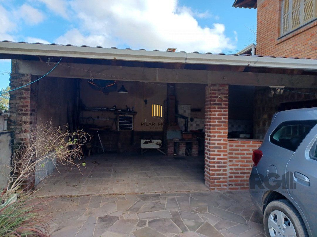 Casa 3 dormitórios no bairro Vila Nova
